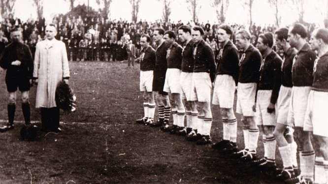 Mannschaftsfoto 1. Herren (Saison 1948/1949)