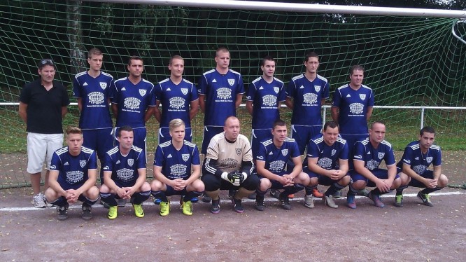 Mannschaftsfoto 2. Herren (Saison 2013/2014)