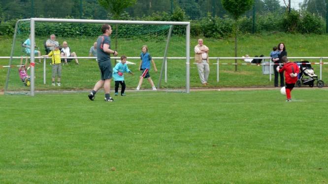 Unser Torwart verwandelt den entscheidenden Achtmeter